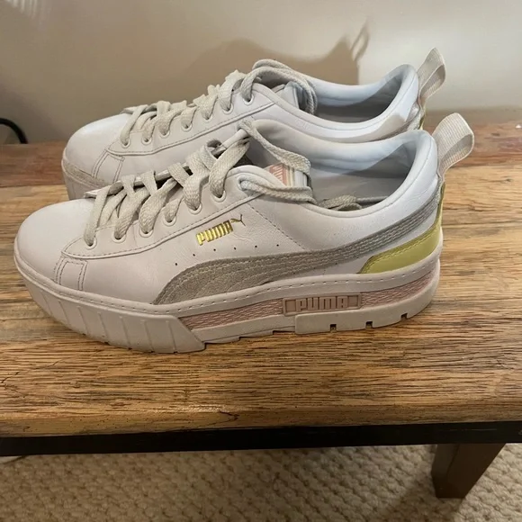 Puma Mayze Sneakers. Size US 8. - Picture 5 of 5